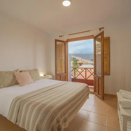 Apartment Chl La Mareta, Cozy With Pool Breña Baja