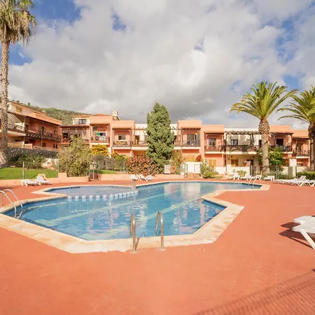 Apartmán Chl La Mareta, Cozy With Pool Breña Baja